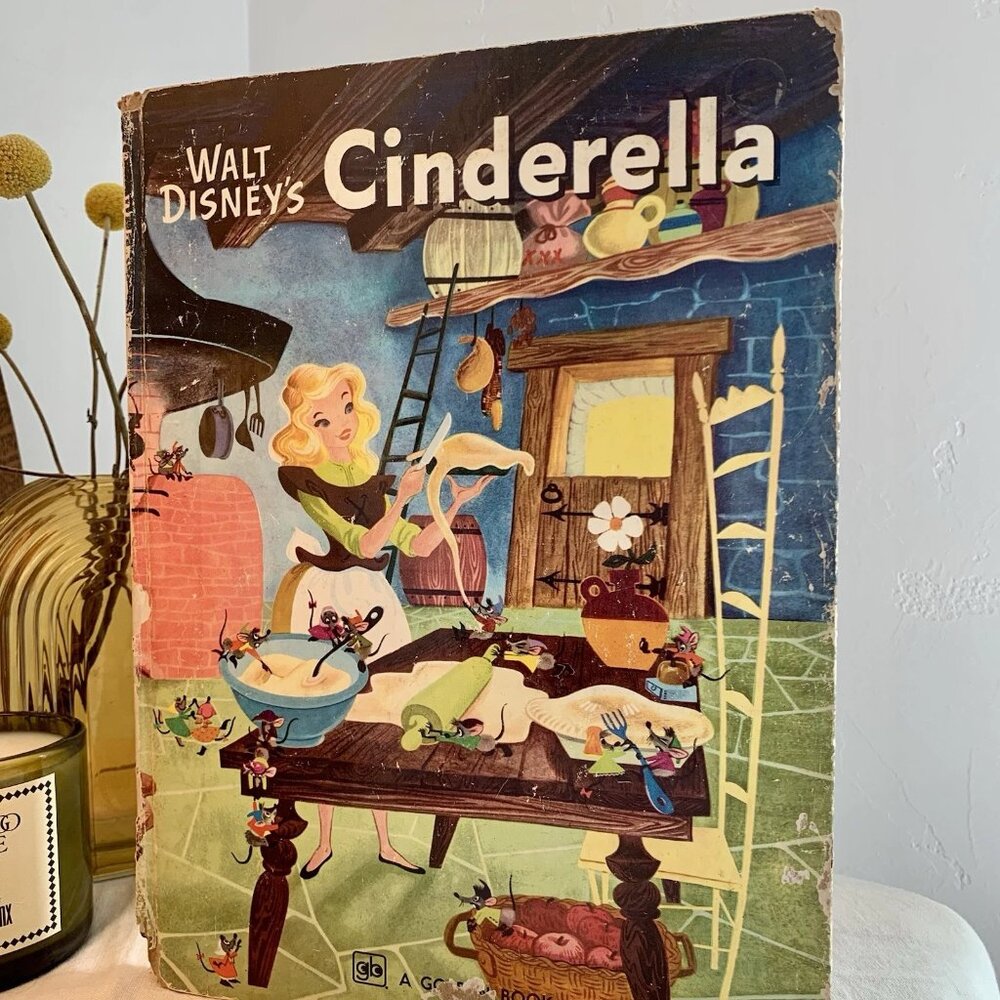 Disney’s Cinderella Book - Vintage 35th Printing 1974 - Golden Book